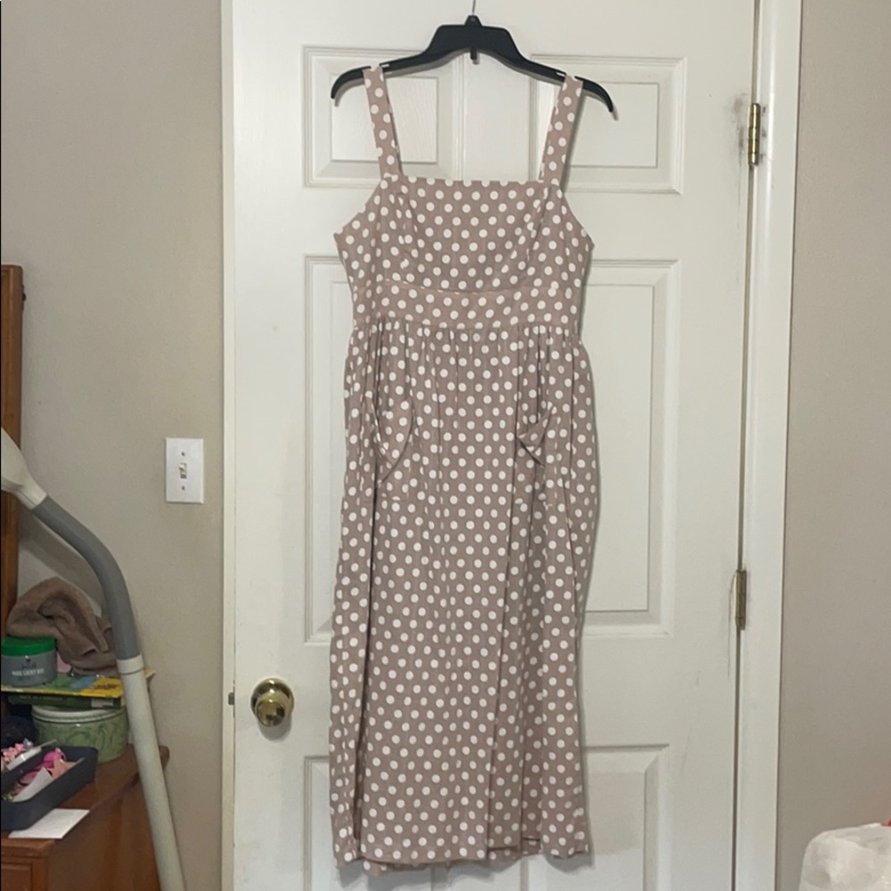 Rose /polka dot midi dress. size Medium. New